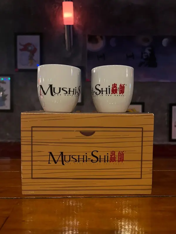 Ensemble 2 tasses manga Mushi-shi neuf 