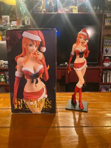 Figurine One piece nami noël 