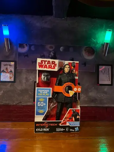Star Wars interactech Kylo Ren 